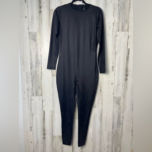 SKIMS All-In-One Shine Scoop Neck Long Sleeve Catsuit Jumpsuit Onyx Sz XL - Picture 2 of 10